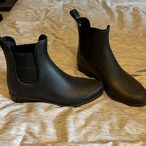 Sam Edelman rain boots. Size 6